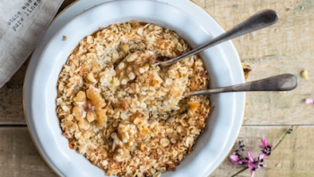 Hot shot breakfast bowl of porridge oats and fresh fruit