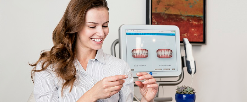 Invisalign and custom clear aligners