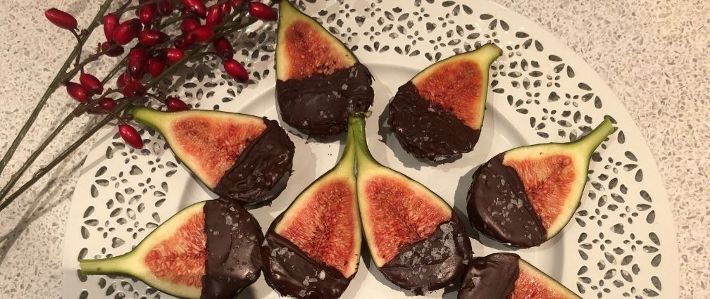 Chocolate dipped figs